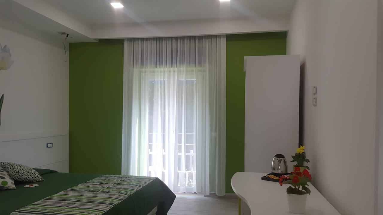 Bed and Breakfast Residenza Burmaria Free Parking Тропеа Екстер'єр фото
